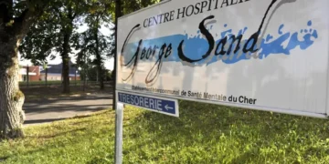 Monsieur le Directeur quitte la scène …