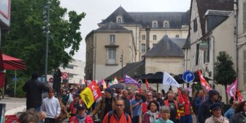 Rassemblement à Bourges : La CGT du Cher soutien un Front Social et Politique contre les extrêmes droites