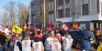 Prise de parole de l&rsquo;UD CGT du Cher devant les MEDEF